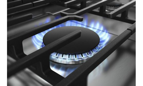 36-inch Gas Cooktop with EZ-2-Lift™ Hinged Cast-Iron Grates.