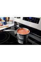 30-inch Wide Electric Range with Steam Clean - 5.3 cu. ft.