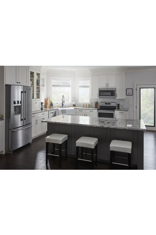Electric Range with Air Fryer and Basket - 5.3 cu. ft.