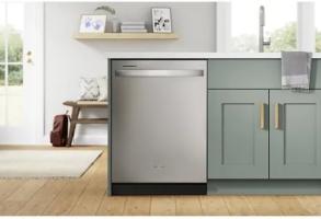 Large Capacity Dishwasher with 3rd Rack