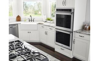 36-inch Wide Gas Cooktop with DuraGuard™ Protective Finish