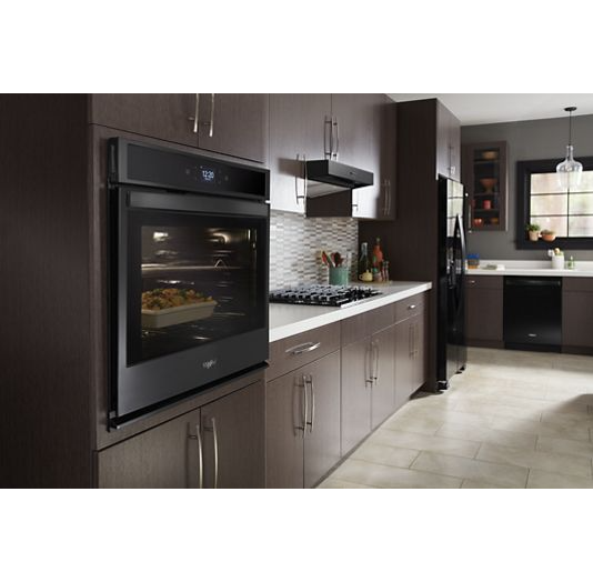 5.0 cu. ft. Smart Single Wall Oven with Touchscreen