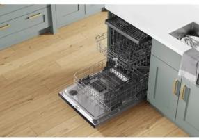 Large Capacity Dishwasher with 3rd Rack