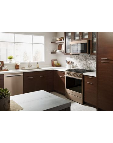 5.8 cu. ft. Smart Slide-in Gas Range with EZ-2-Lift™ Hinged Cast-Iron Grates