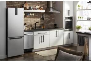 24-inch Wide Garage- Ready Bottom-Freezer Refrigerator - 12.9 cu. ft.
