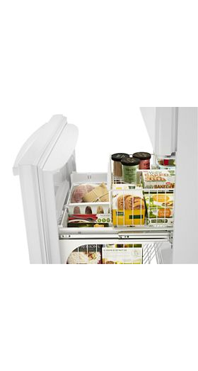 33-inch Wide Bottom-Freezer Refrigerator with EasyFreezer™ Pull-Out Drawer - 22 cu. ft. Capacity