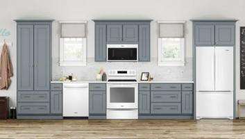 36-inch Wide French Door Refrigerator with Water Dispenser - 25 cu. ft.