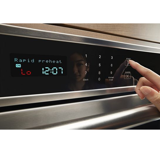 27-inch Single Wall Oven with Air Fry and Basket - 4.3 cu. ft.
