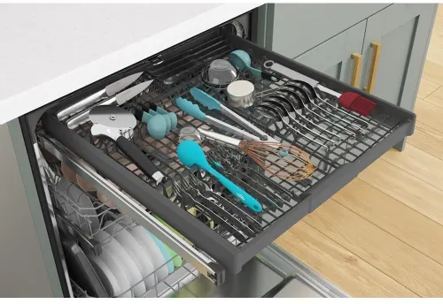 Large Capacity Dishwasher with 3rd Rack