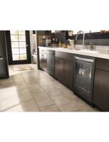 24-inch Wide Undercounter Beverage Center - 5.2 cu. ft.