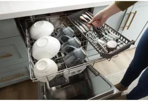 Fingerprint Resistant Dishwasher with 3rd Rack & Large Capacity