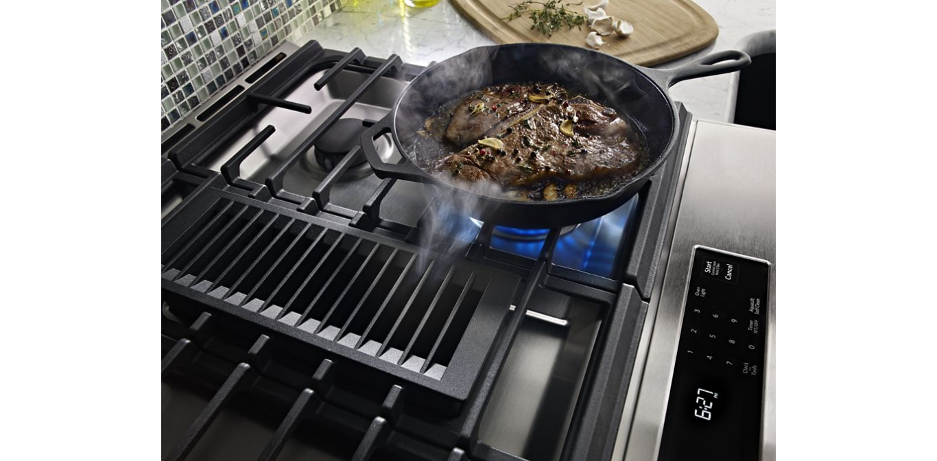 30-Inch 4-Burner Dual Fuel Downdraft Slide-In Range