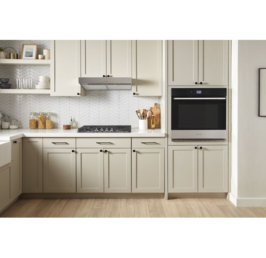 5.0 Cu. Ft. Single Wall Oven with Air Fry When Connected