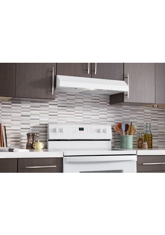 5.3 cu. ft. Whirlpool® electric range with Frozen Bake™ technology.