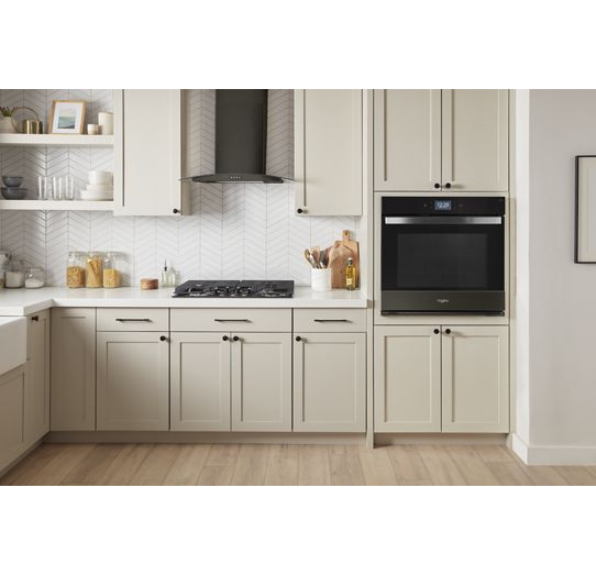 5.0 Cu. Ft. Single Smart Wall Oven with Air Fry