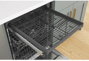 Large Capacity Dishwasher with 3rd Rack