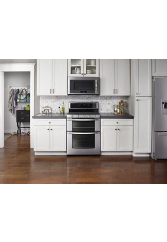 6.0 Cu. Ft. Gas Double Oven Range with EZ-2-Lift™ Hinged Grates