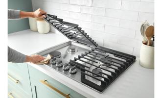 36-inch Gas Cooktop with EZ-2-Lift™ Hinged Cast-Iron Grates