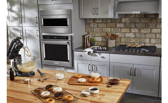 1000 Watt Built-In Low Profile Microwave with Standard Trim Kit