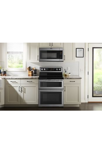 30-Inch Wide Double Oven Electric Range With True Convection - 6.7 Cu. Ft.