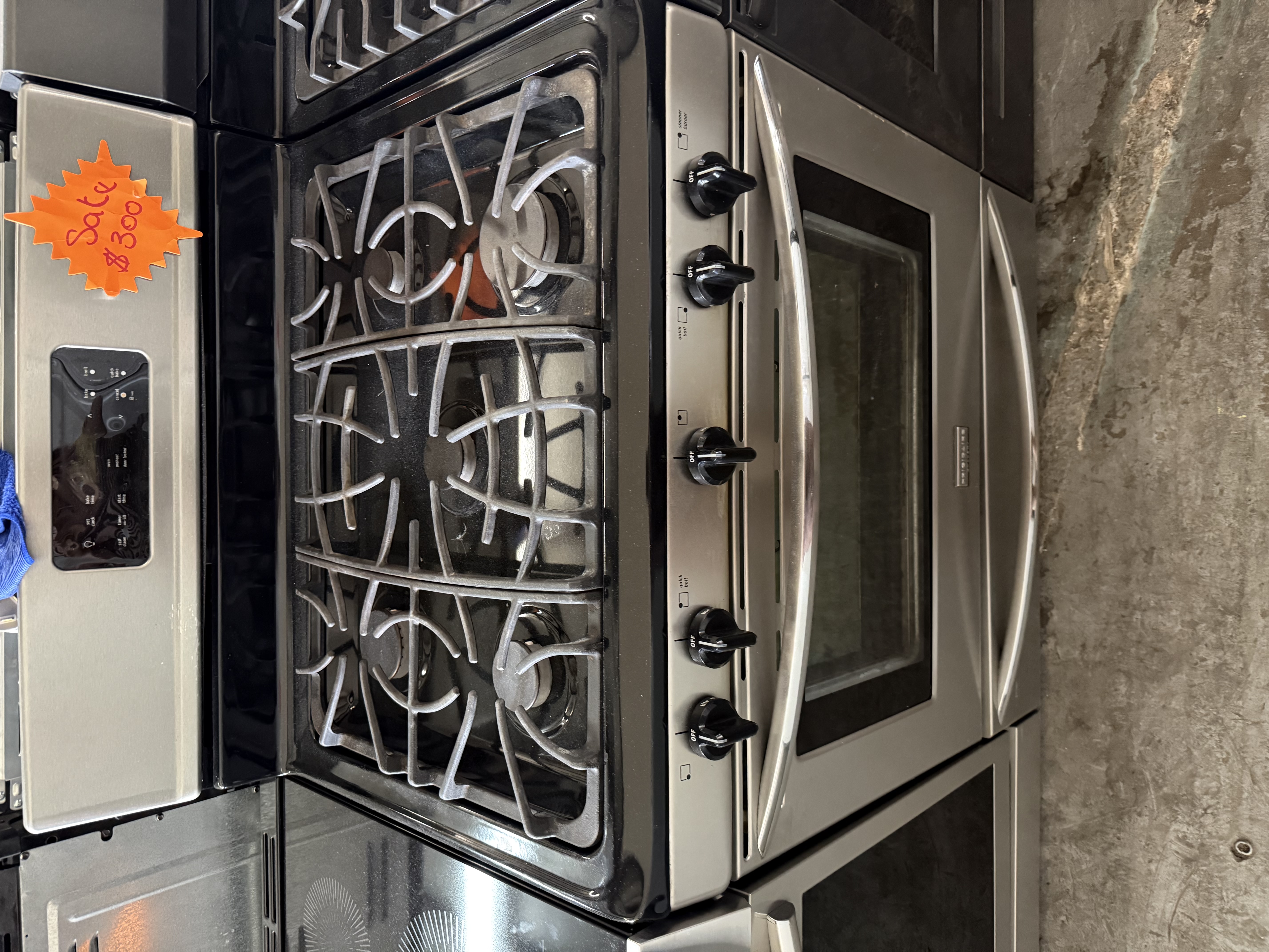 Frigidaire gas range 