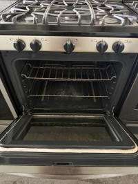 Frigidaire gas range 