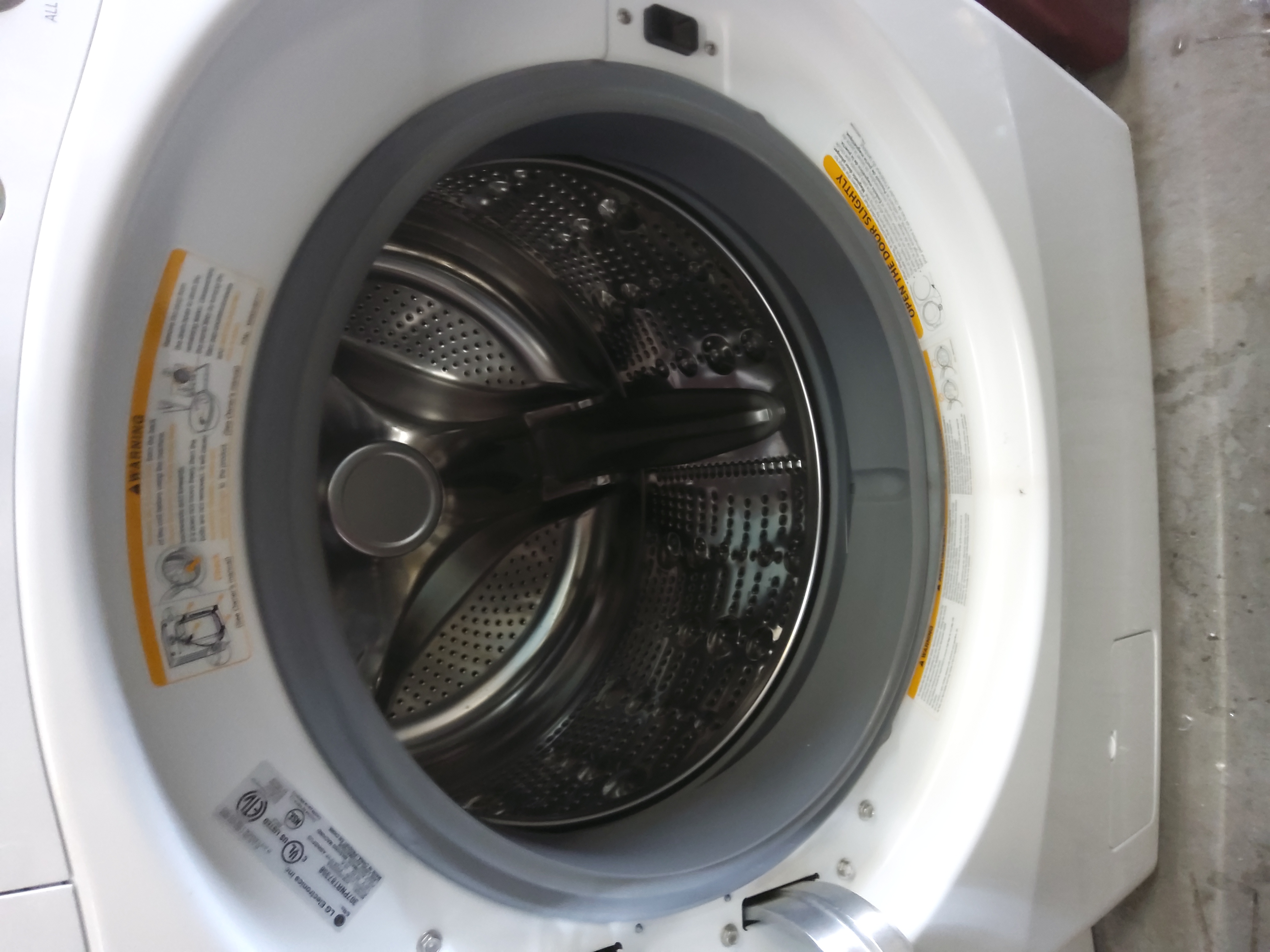 LG LAUNDRY SET