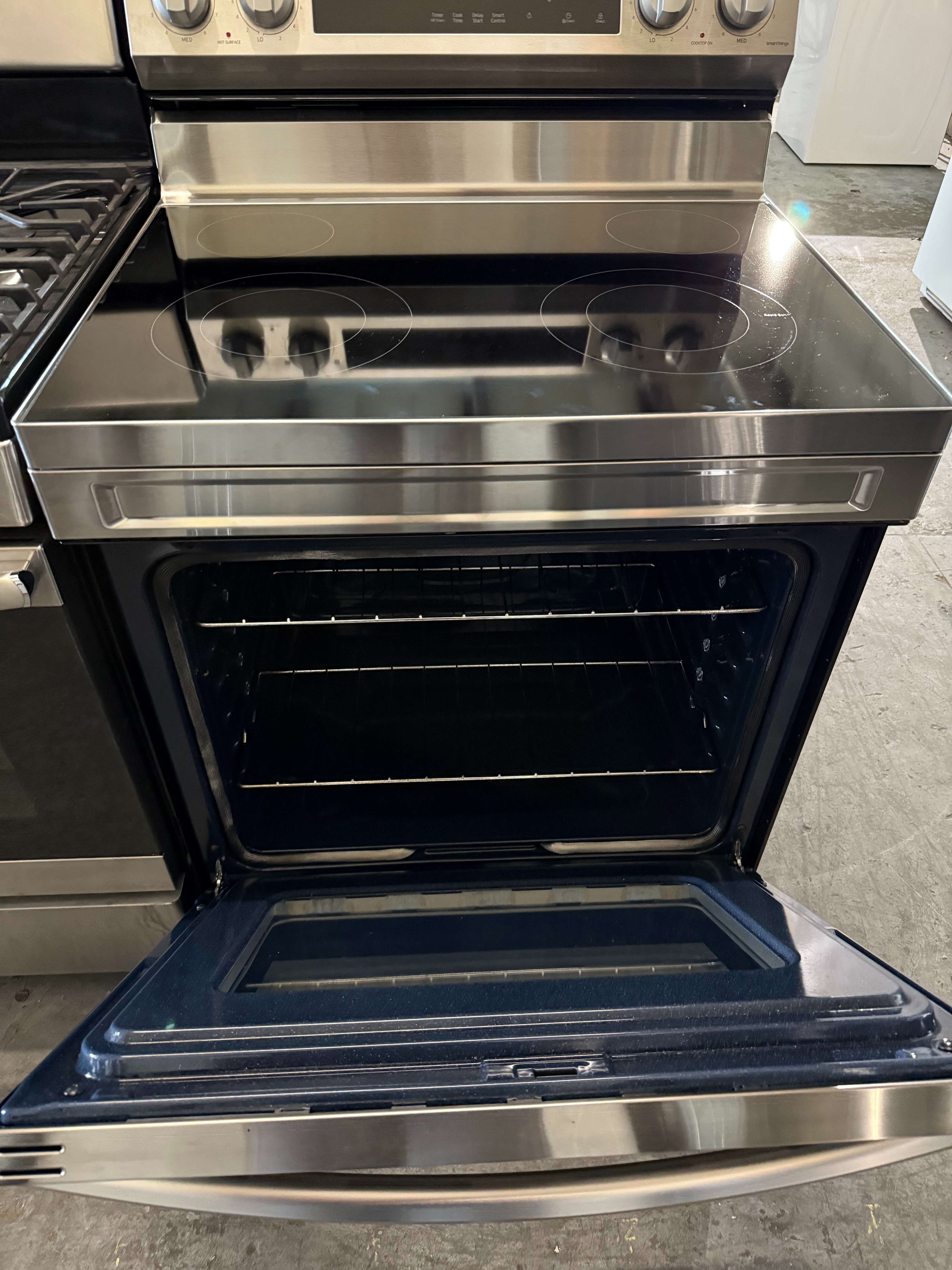 Samsung Electric Range 