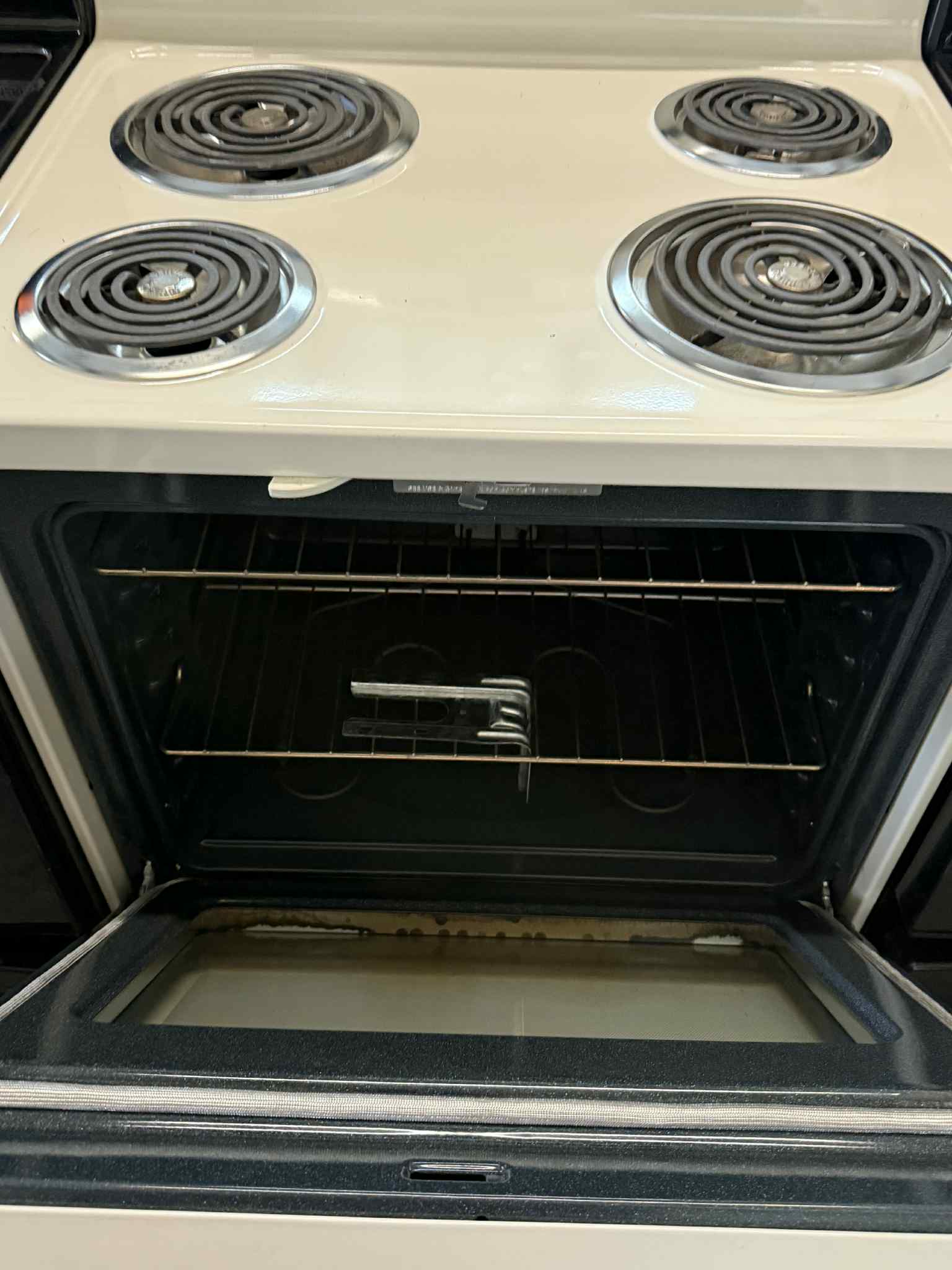 GE electric range 